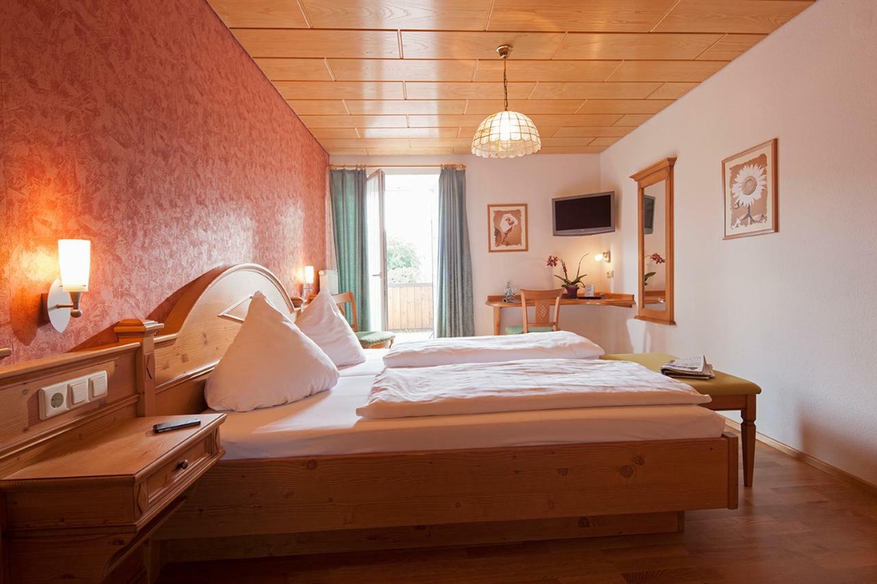 Gasthof Zur Burg Ewattingen Luaran gambar
